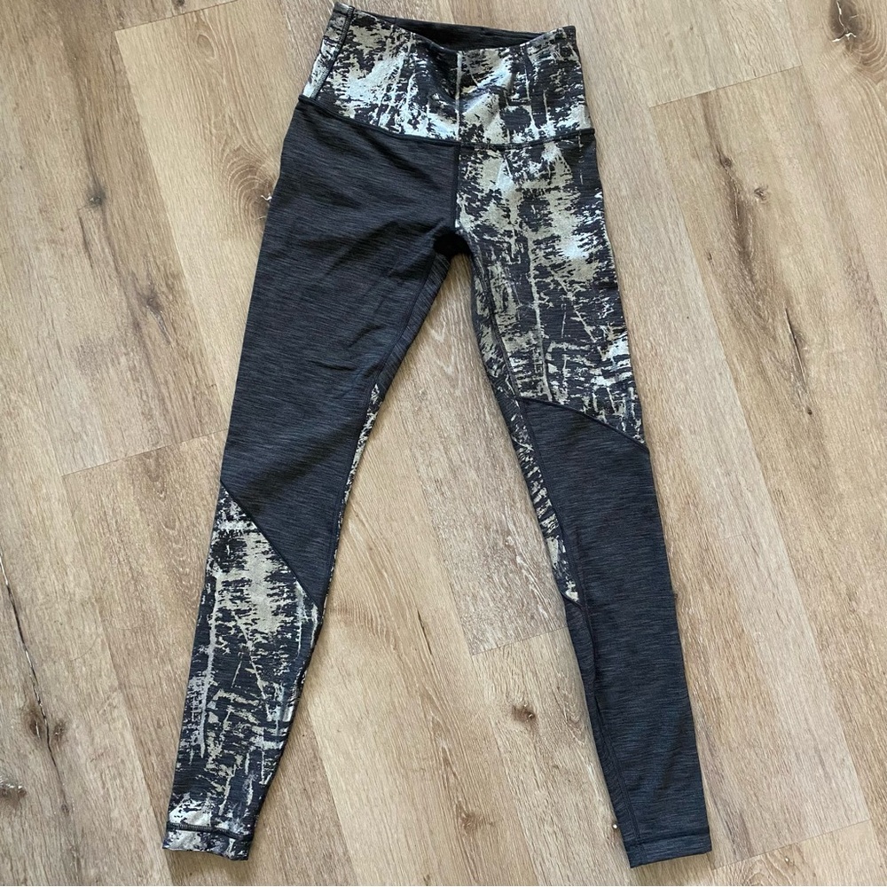lululemon athletica Black & Cream Patterned High-Rise Leggings